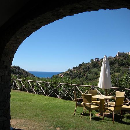 Agriturismo L'Arca Di Anna Brambilla เบลเวเดเร มาริตตีโม ภายนอก รูปภาพ