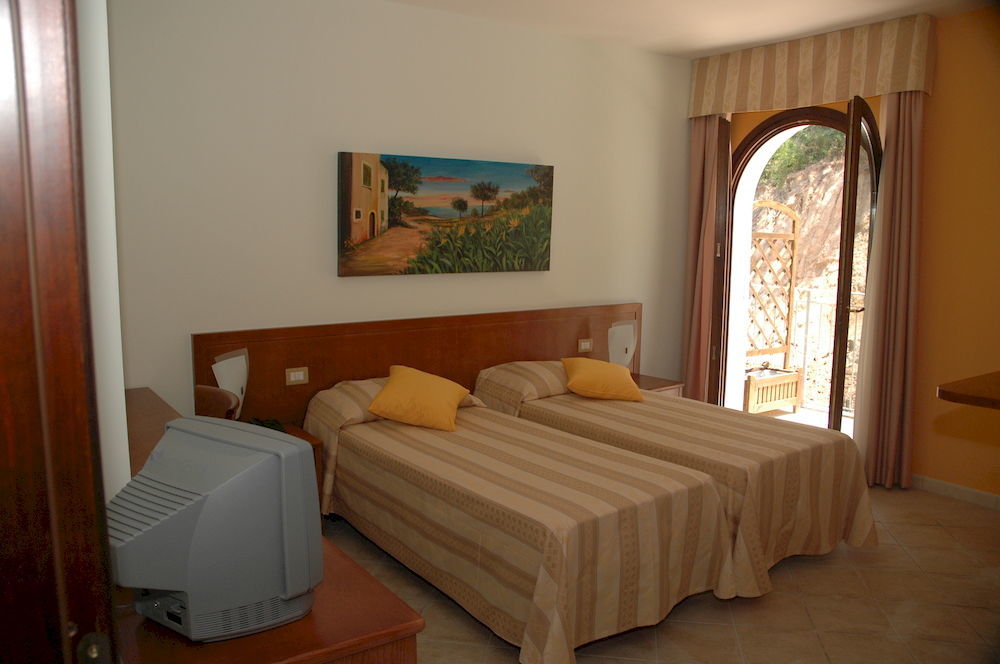 Agriturismo L'Arca Di Anna Brambilla เบลเวเดเร มาริตตีโม ภายนอก รูปภาพ